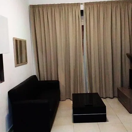 Homestay On Don Mikiel Rua Sliema