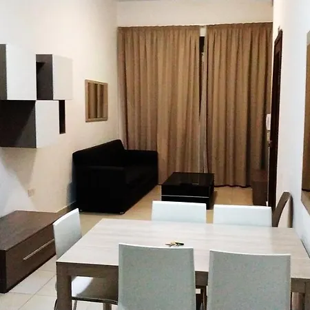 Homestay On Don Mikiel Rua * Sliema